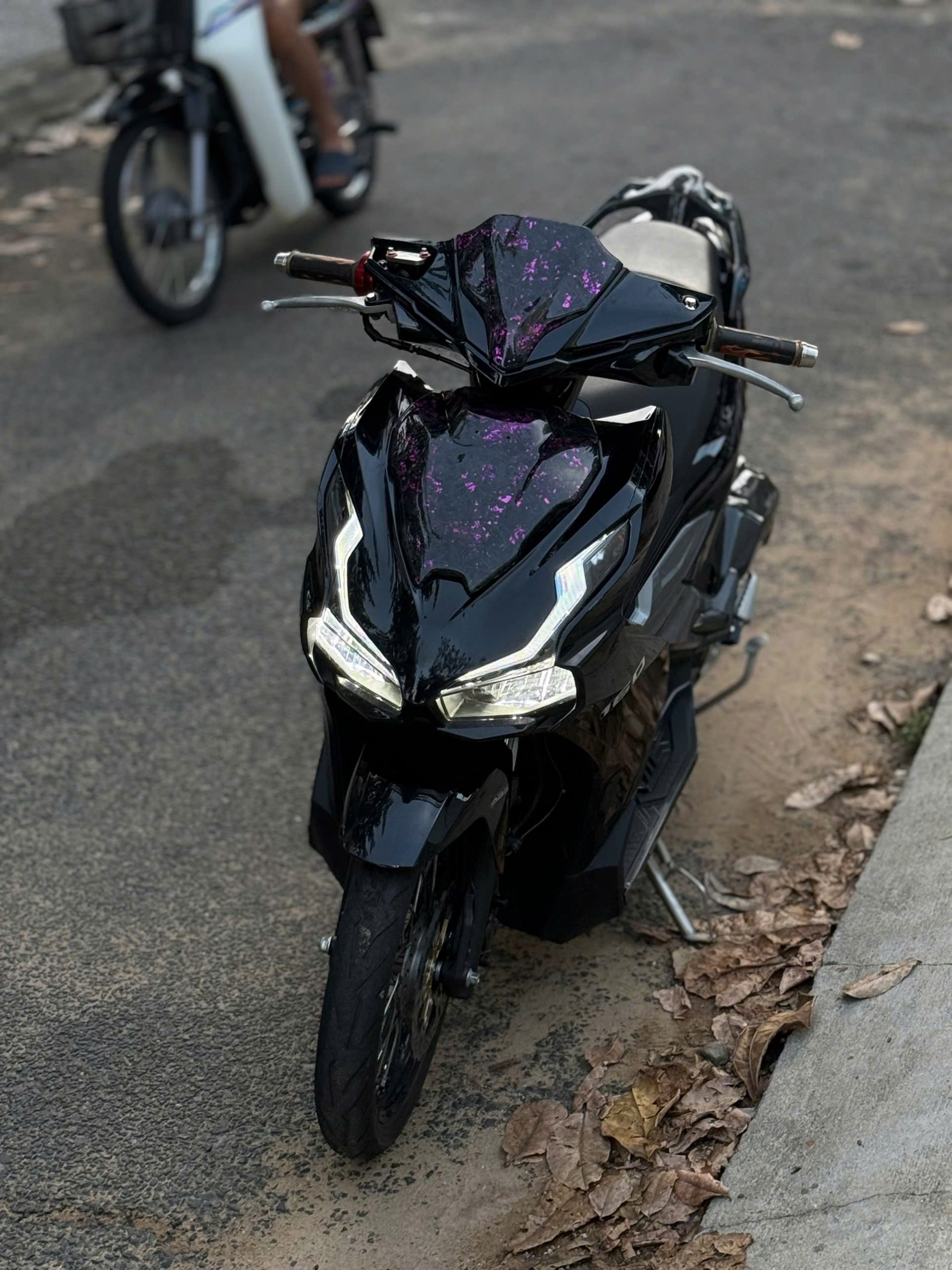 AB 160 kiểng nhẹ