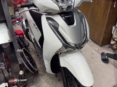 Alternative view of SH 125 mẫu cũ