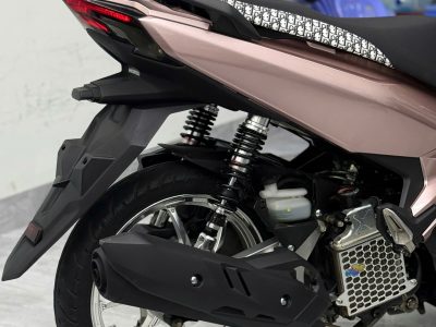 Alternative view of AB 150 zin kiểng