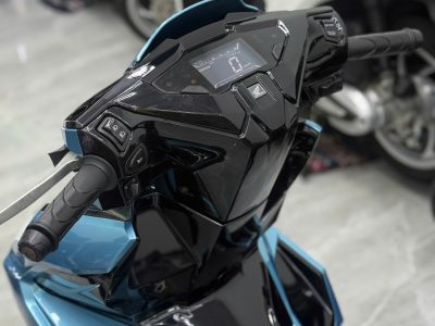 Alternative view of AB 150 zin kiểng