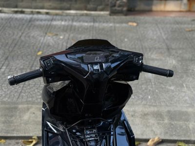 Alternative view of AB 125 2025 odo 1100km (bao hồ sơ)