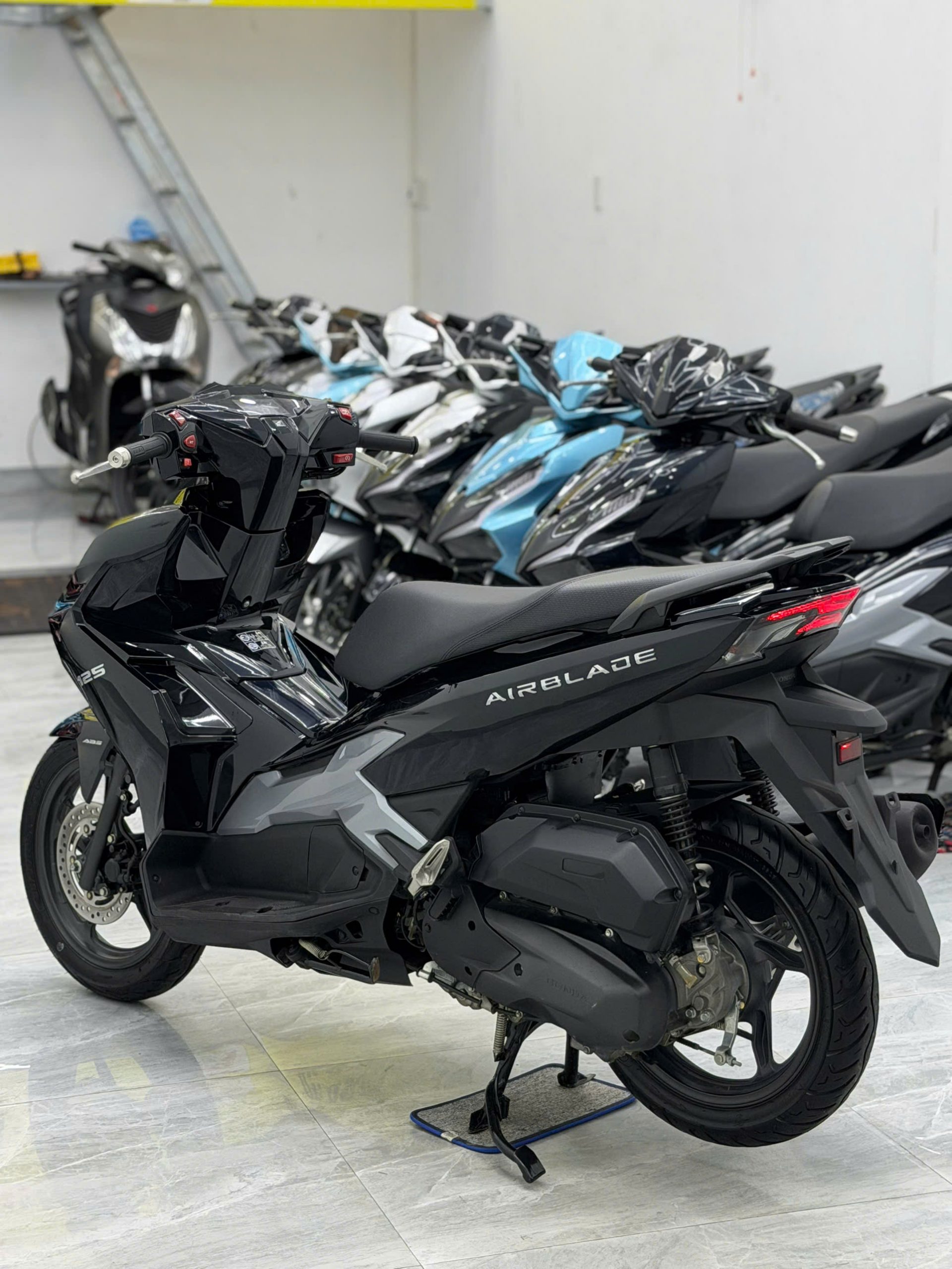 AB 125 zin keng - Ảnh 3