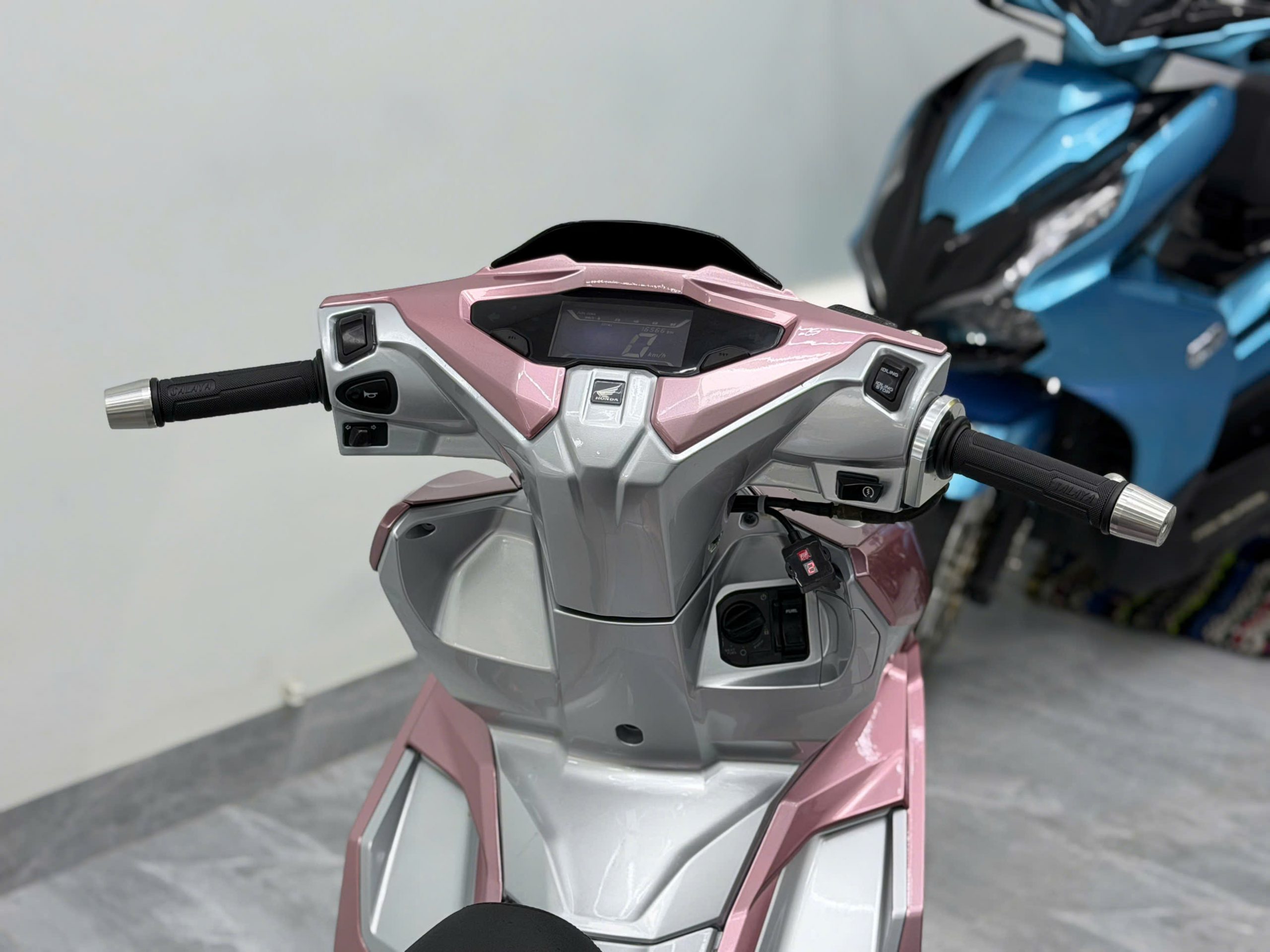 AB 125 PXL - Ảnh 4