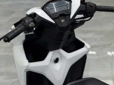 Alternative view of Vario 150 zin keng(Hồ sơ cầm tay)