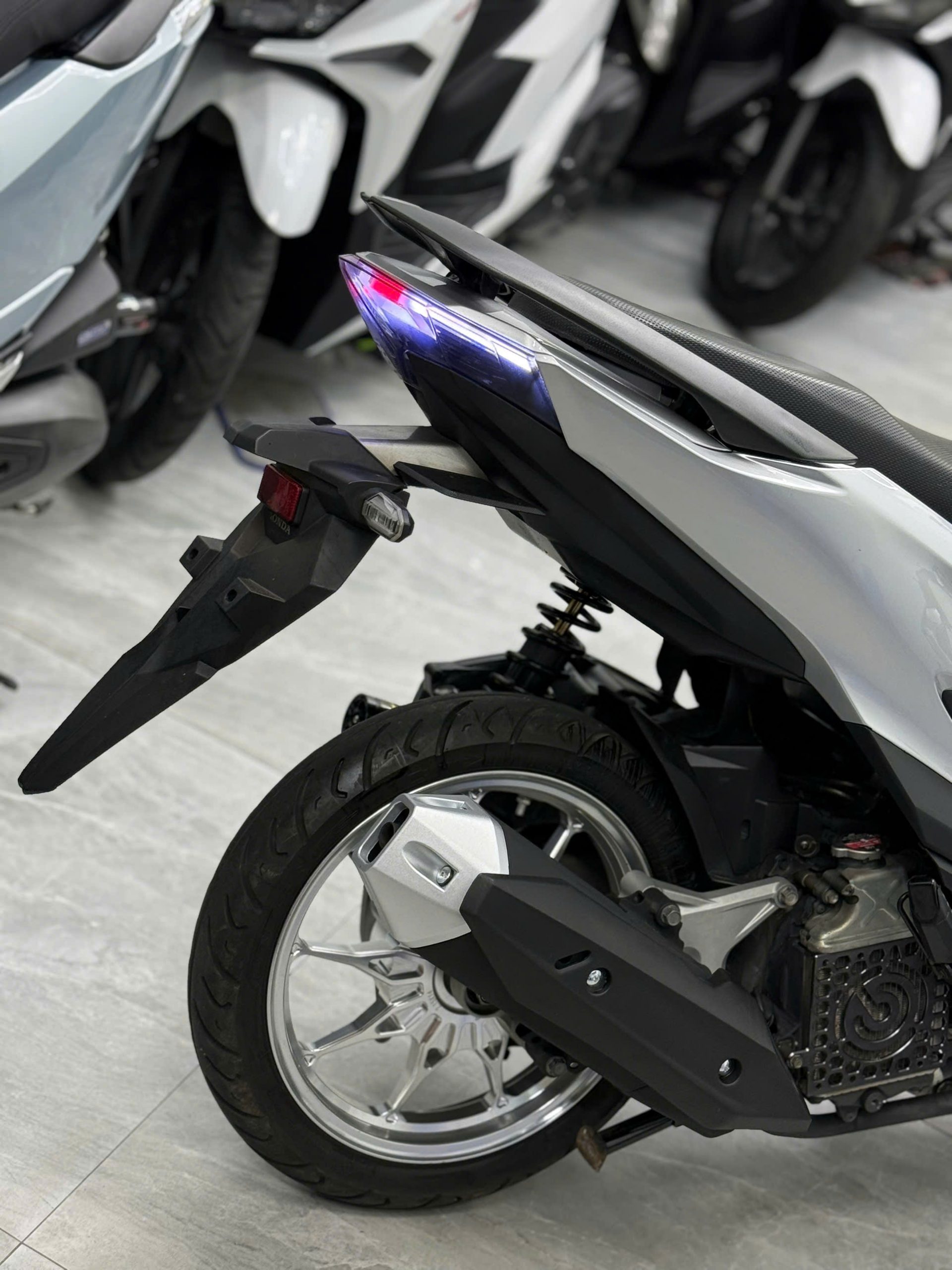 Vario 125 zin kiểng (Hồ sơ sẵn bấm số ngay) - Ảnh 4