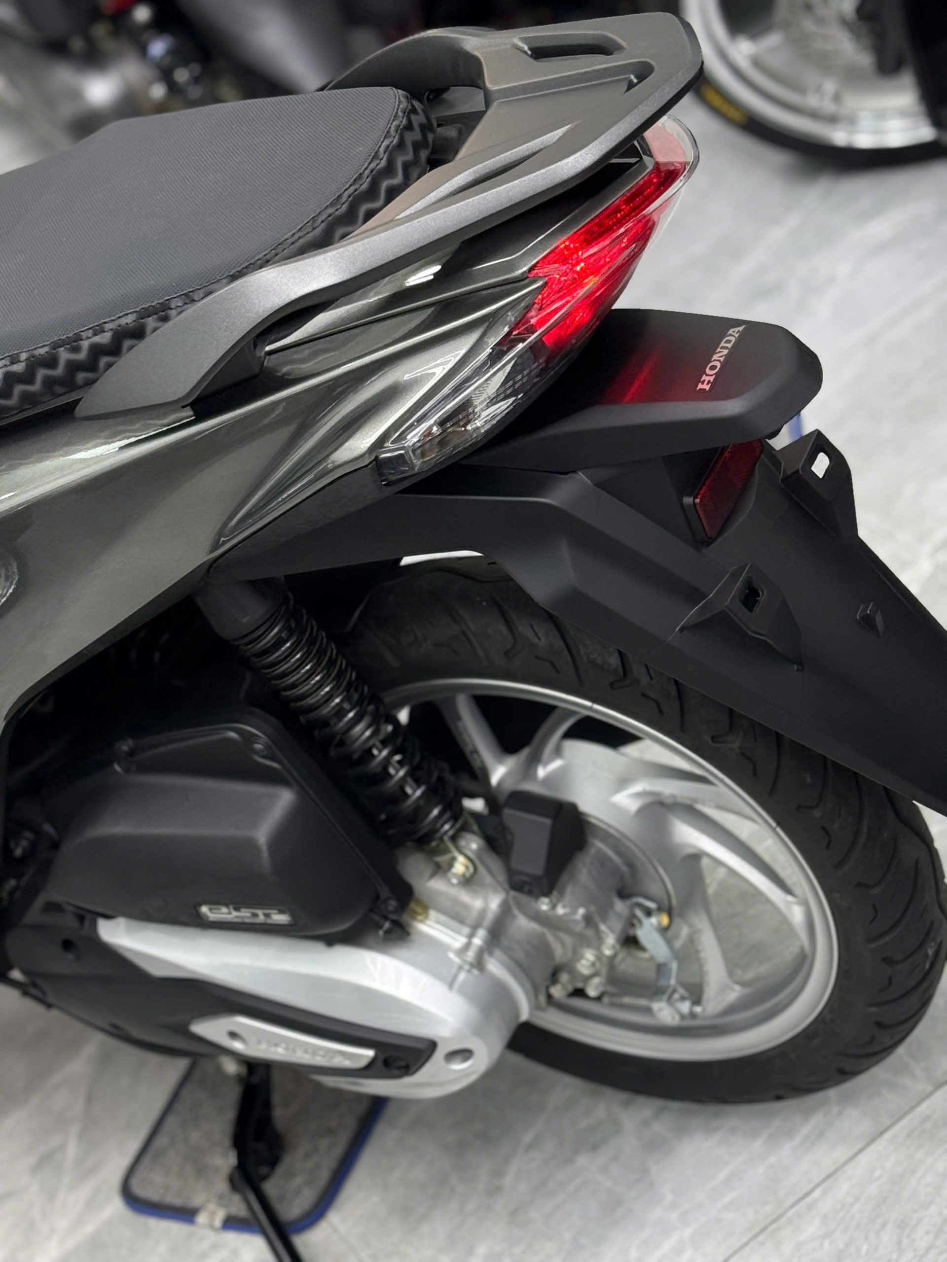 Vision 2024 lướt odo 4000km - Ảnh 2