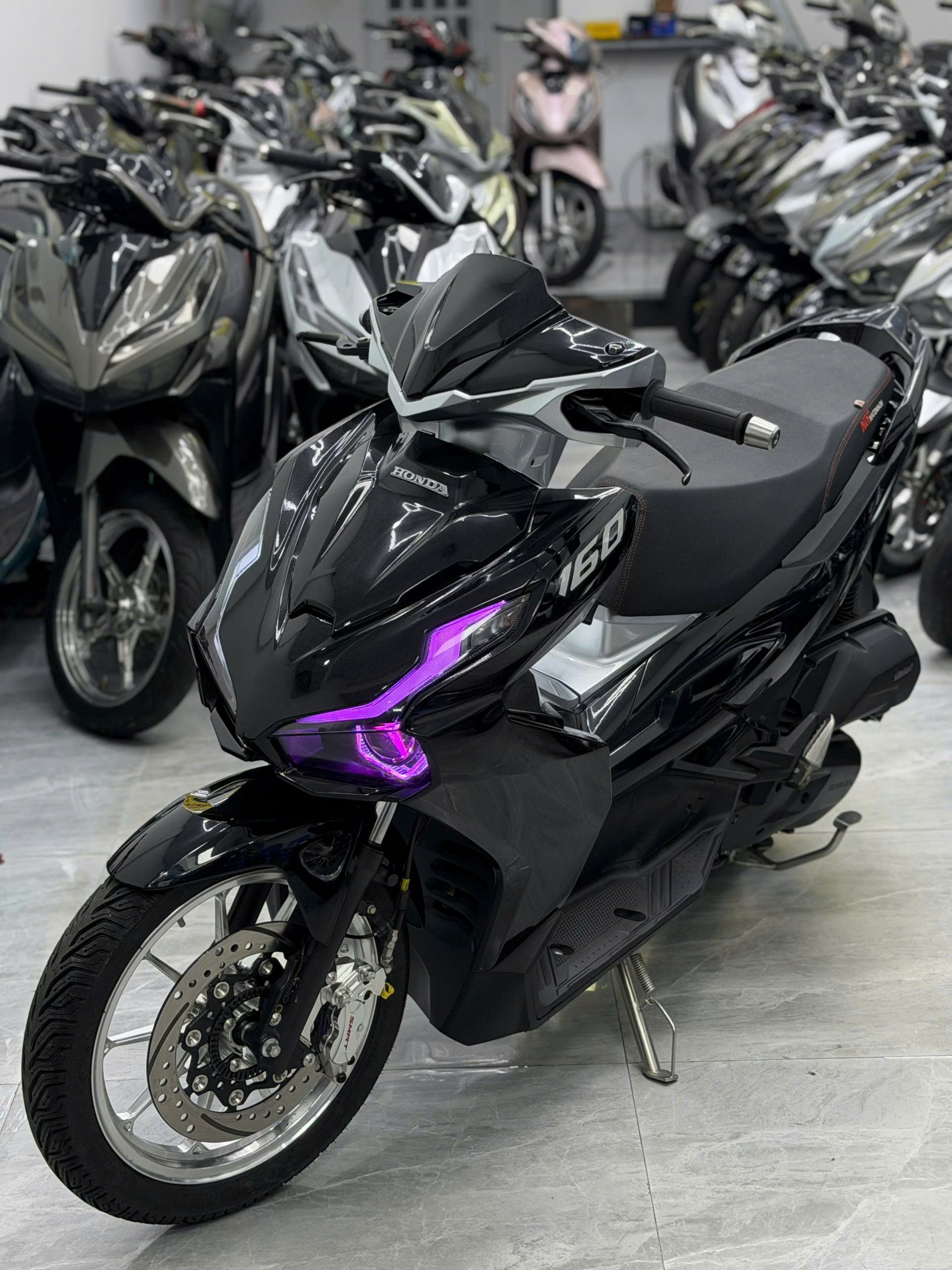 AB 160 kiểng nhẹ - Ảnh 2