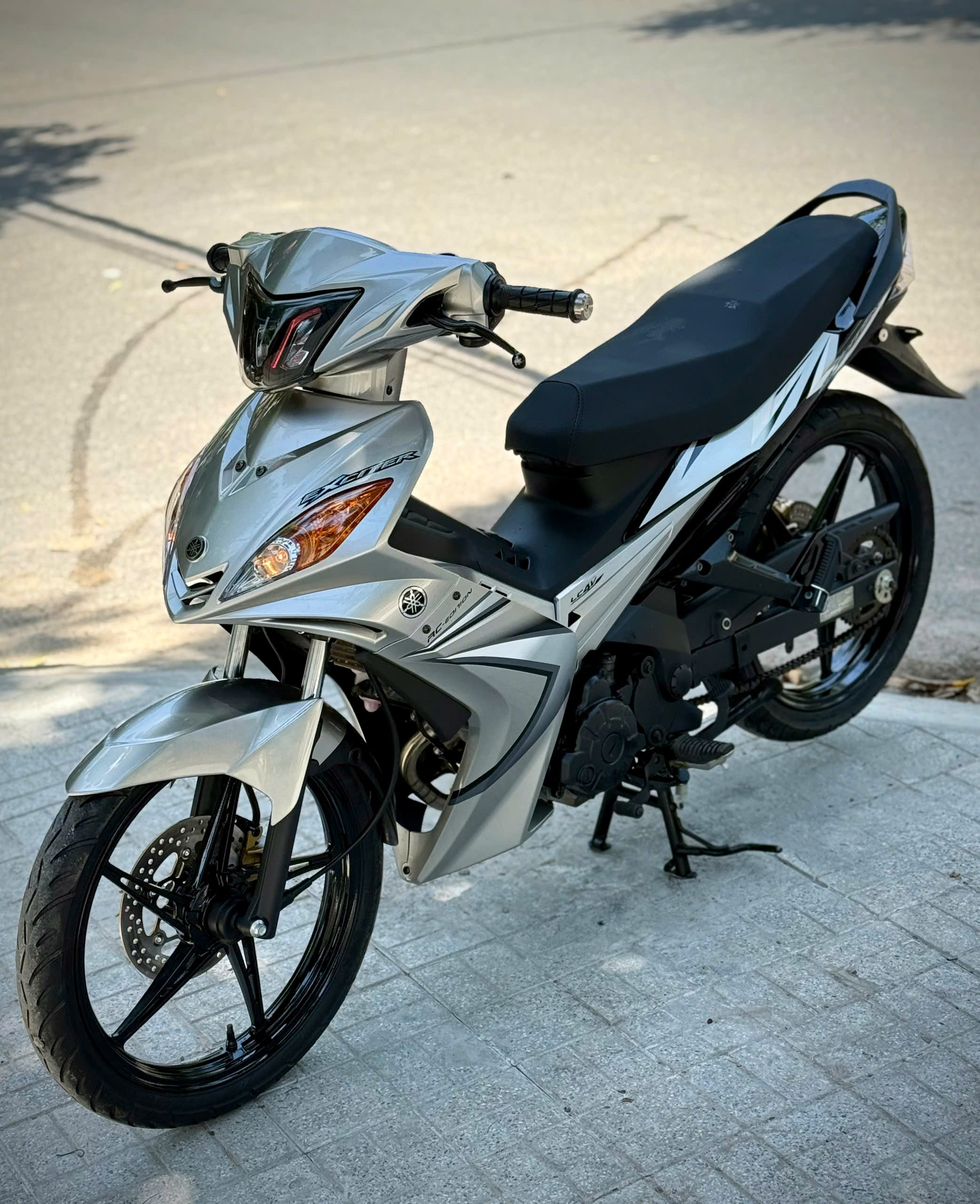 Exciter 135 xuống 2010 zin keng - Ảnh 3
