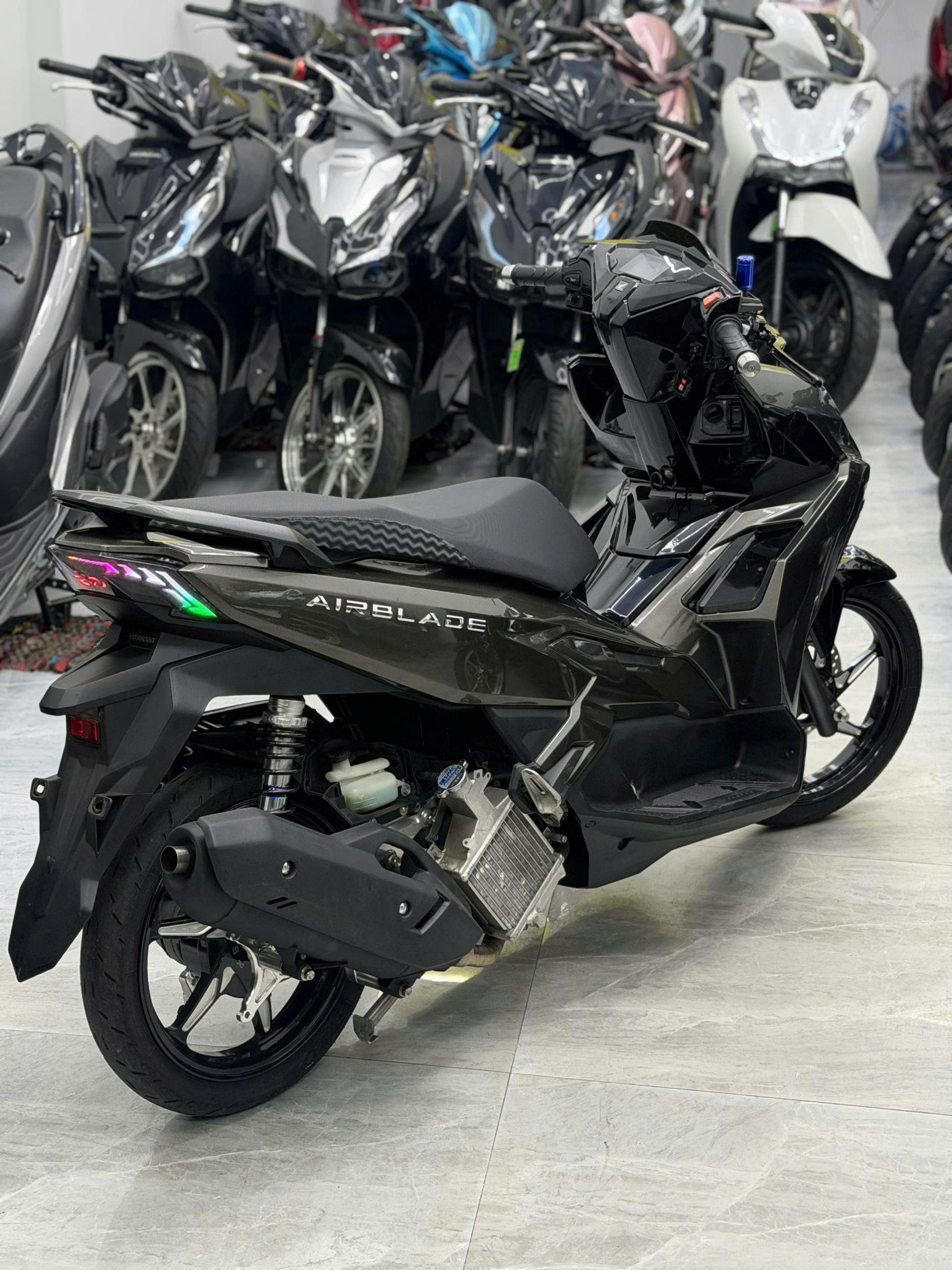 AB 125 up 160 full kiểng (Hồ sơ sẵn bấm số ngay) - Ảnh 3