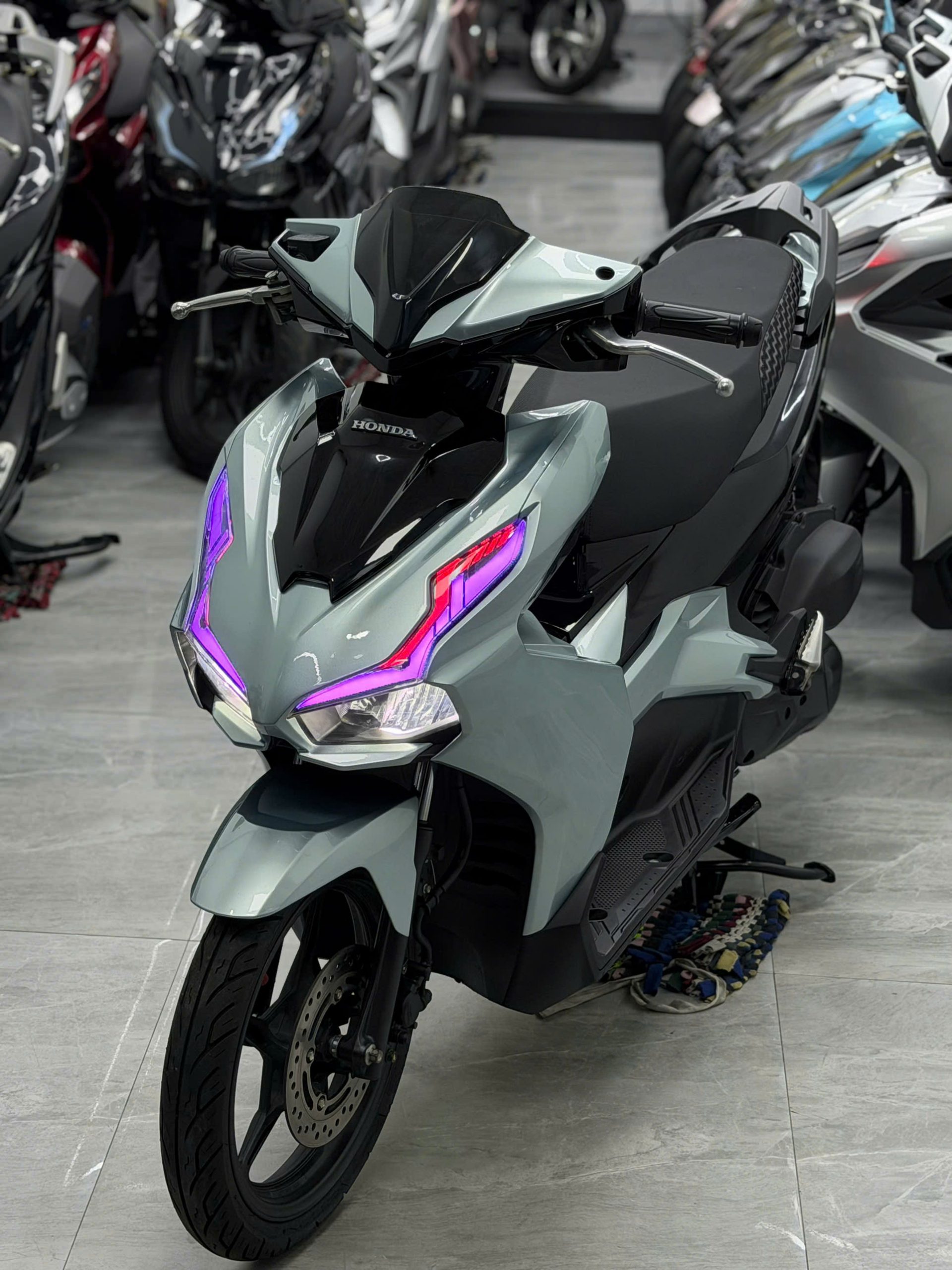 AB 125 up áo xanh tech 2025 lên audi phụt RCB