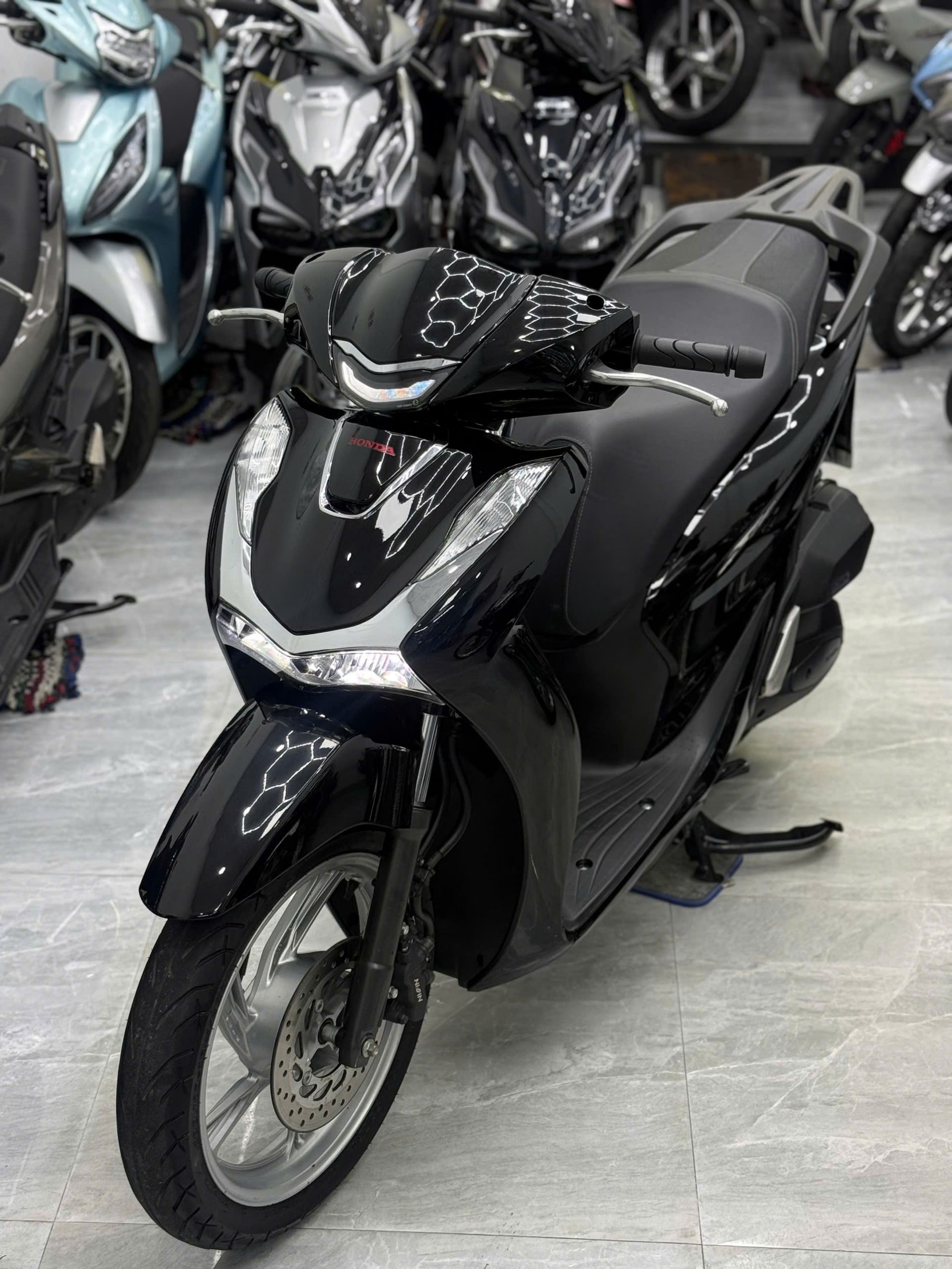 SH 125 zin keng (Hồ sơ sẵn bấm số ngay) - Ảnh 3