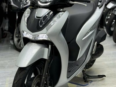 SH 125 bạc porsche (Hồ sơ sẵn bấm số ngay)
