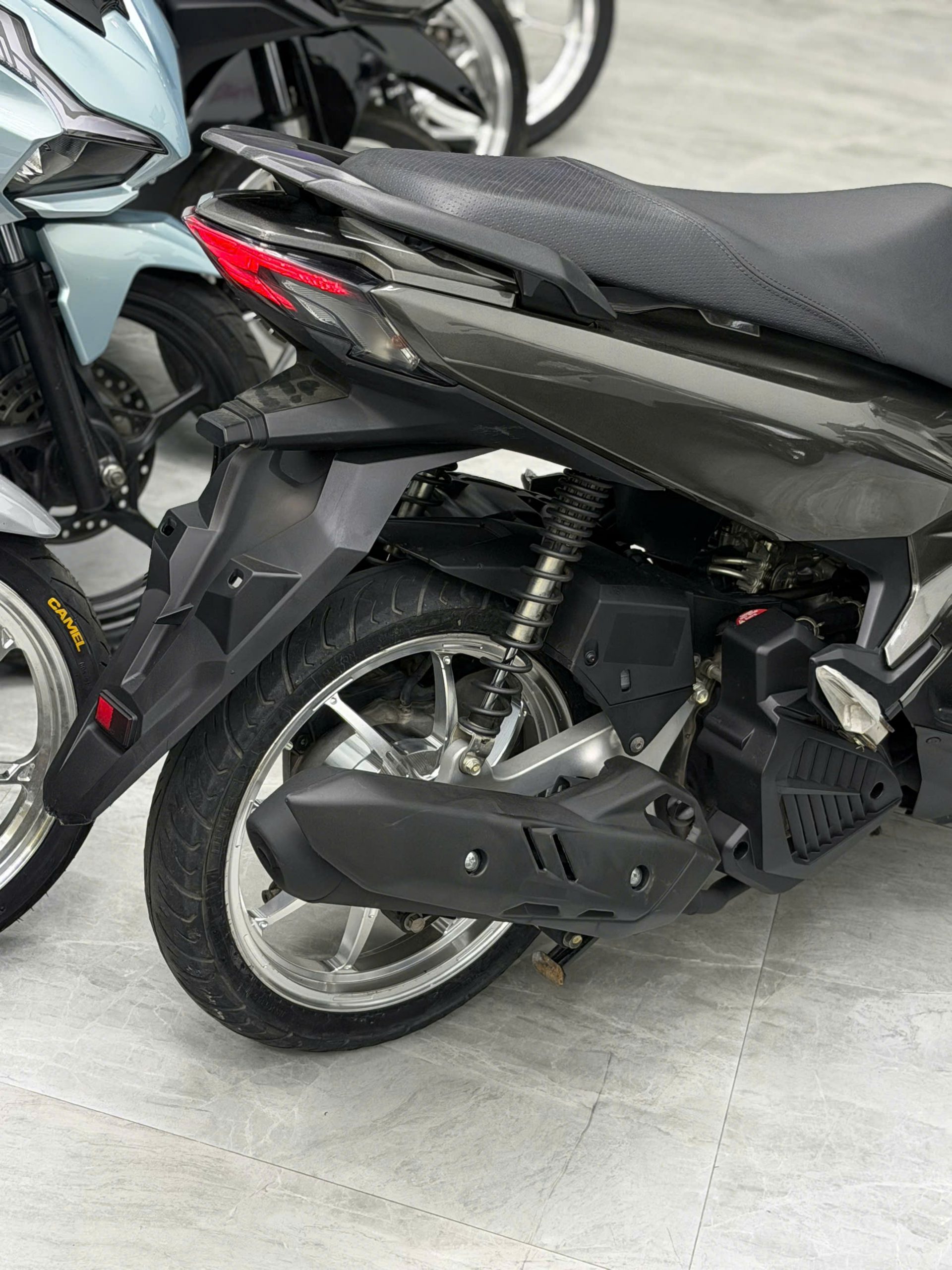 AB 125 xám lampo zin kiểng - Ảnh 3