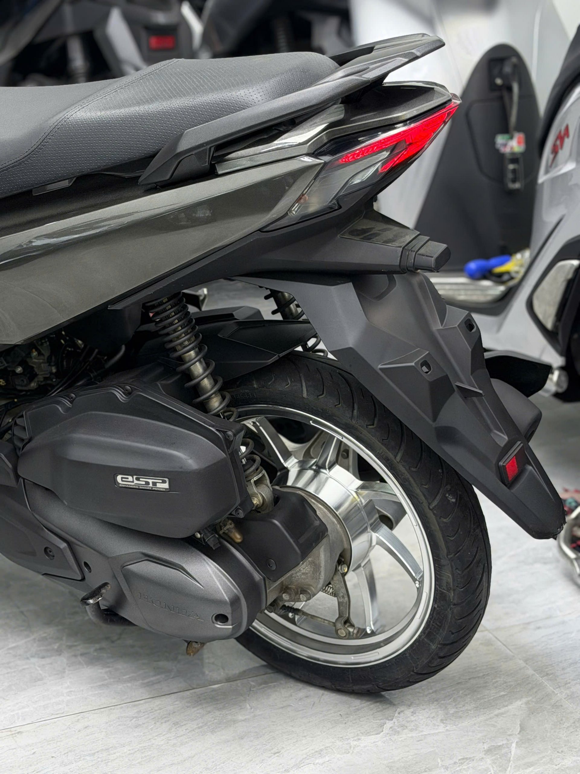 AB 125 xám lampo zin kiểng - Ảnh 2