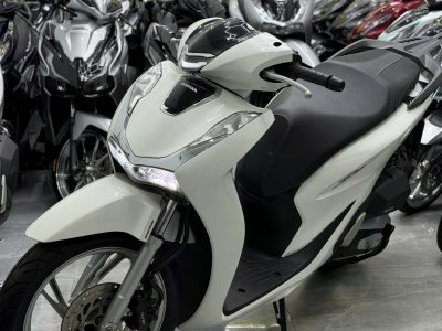 Alternative view of SH 125 zin keng cực đẹp