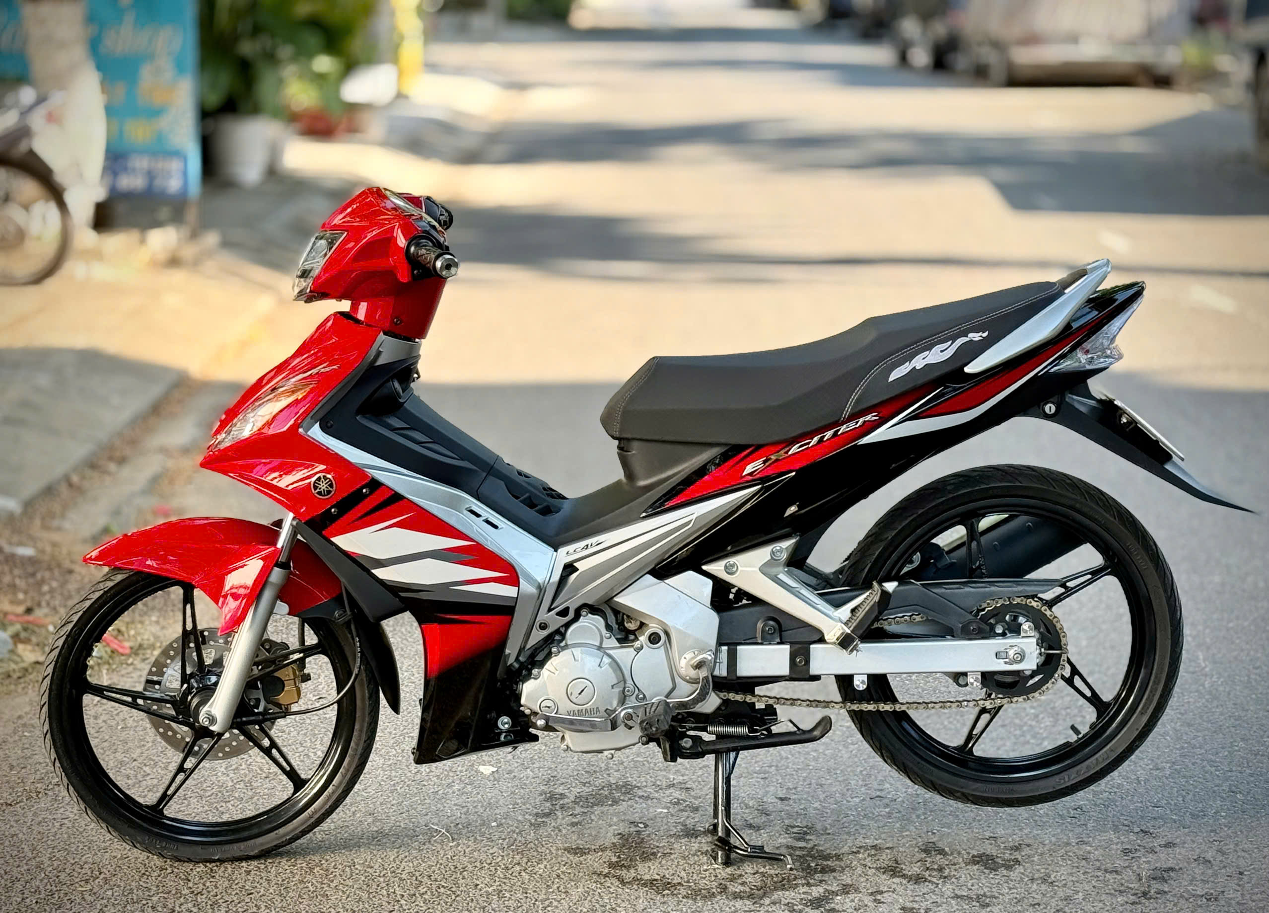 Exciter 1S94 đỏ đen 57kck - Ảnh 3