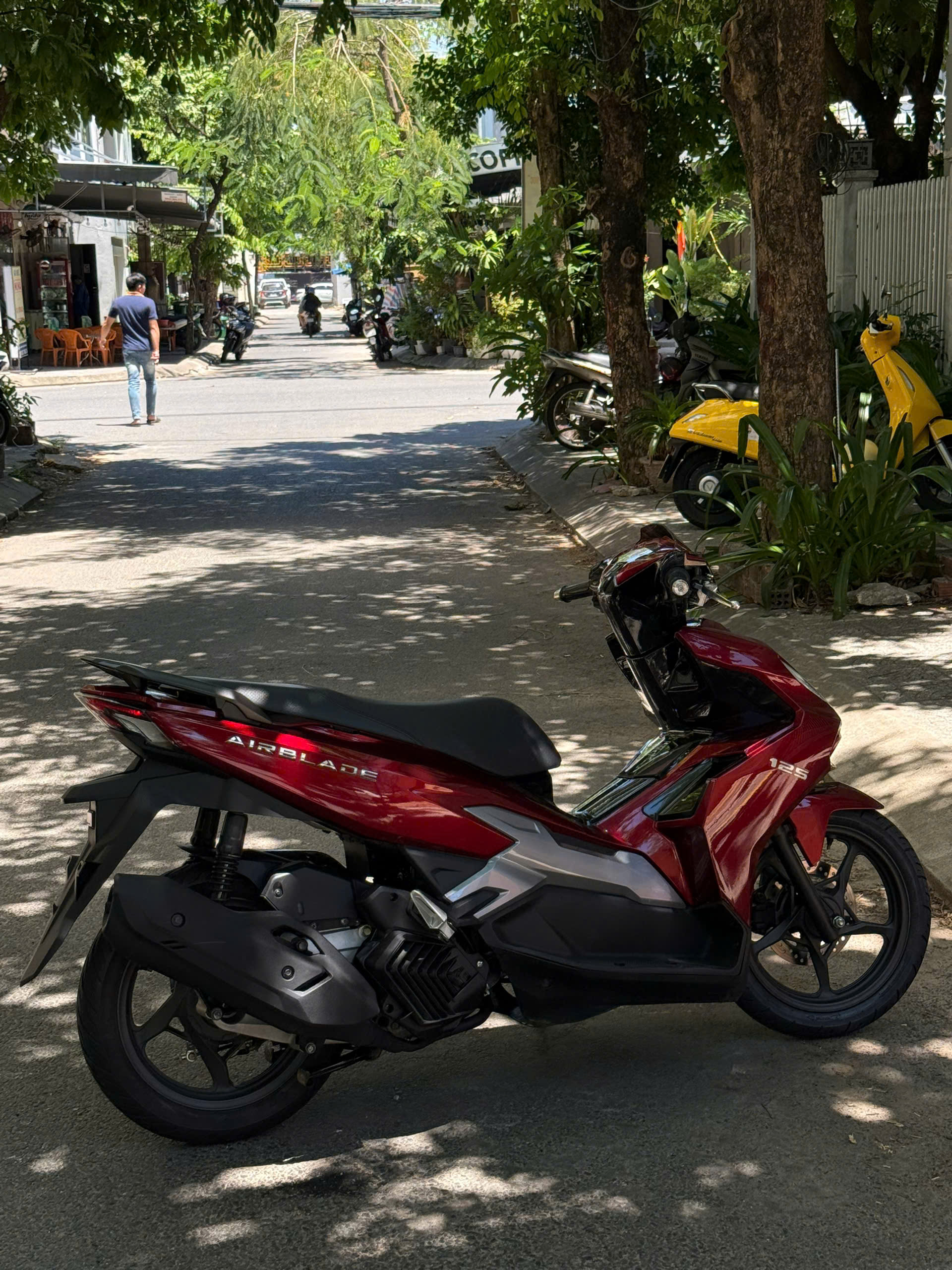 AB 125 2025 đỏ bóng zin zin - Ảnh 4