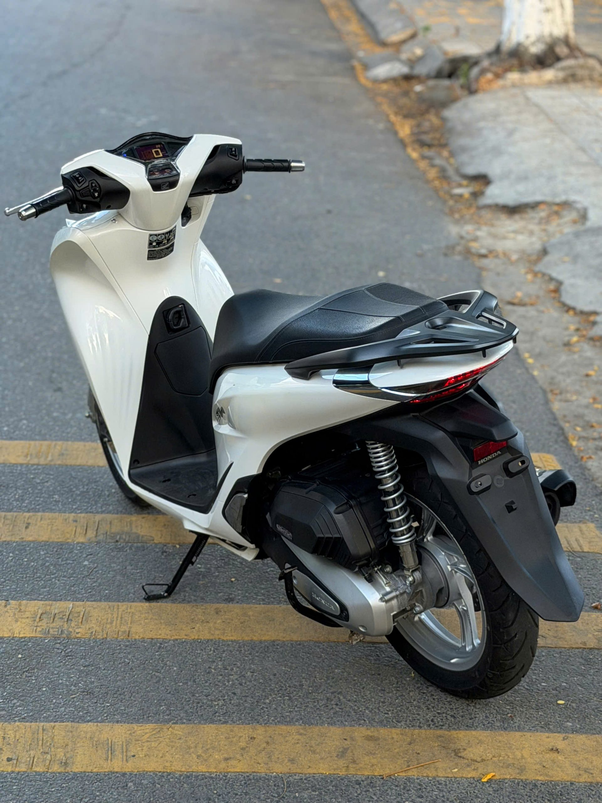SH 125 2025 (Hồ sơ sẵn bấm số ngay) - Ảnh 3