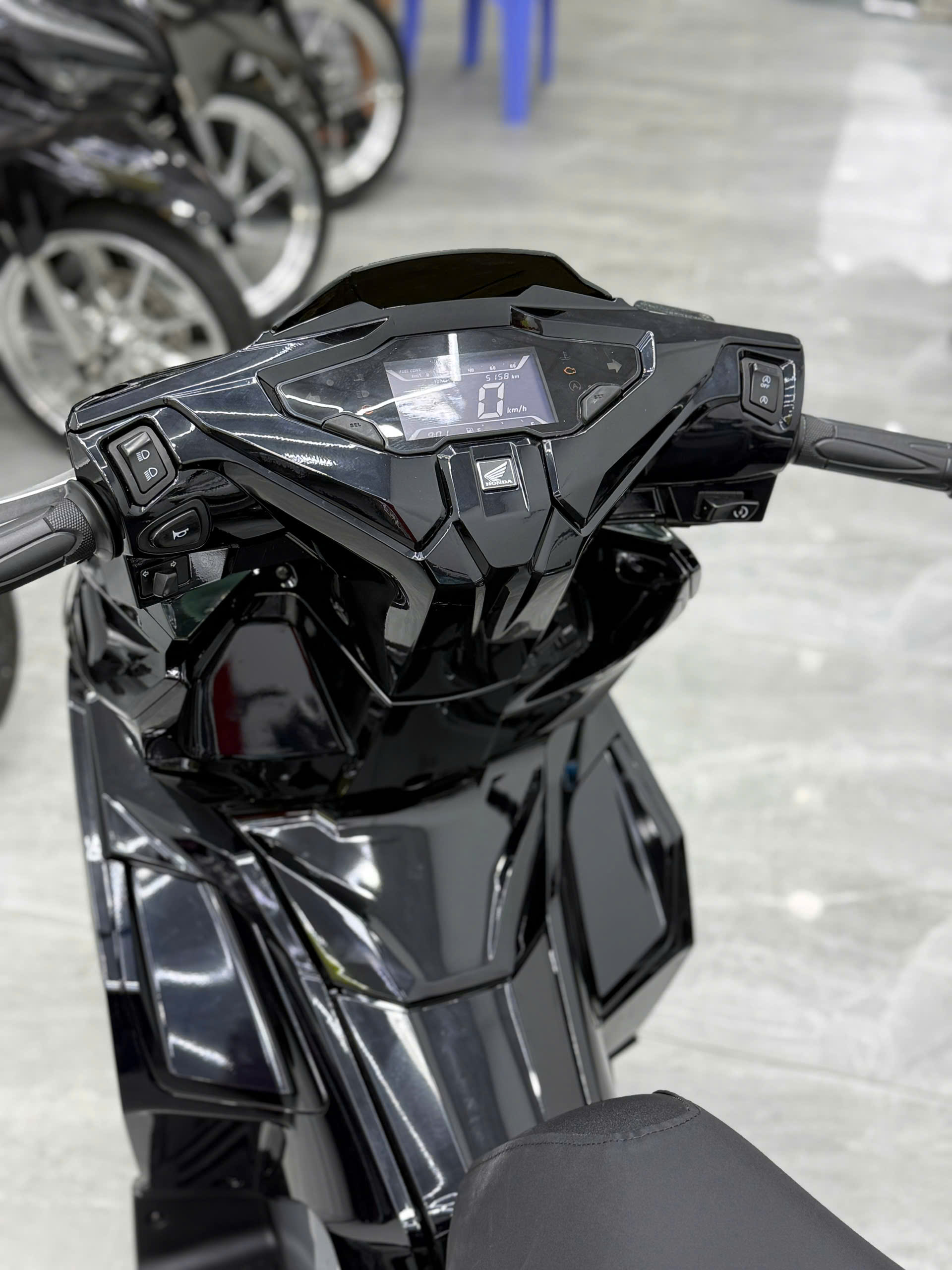 AB 160 Abs 2025 zin zin - Ảnh 3