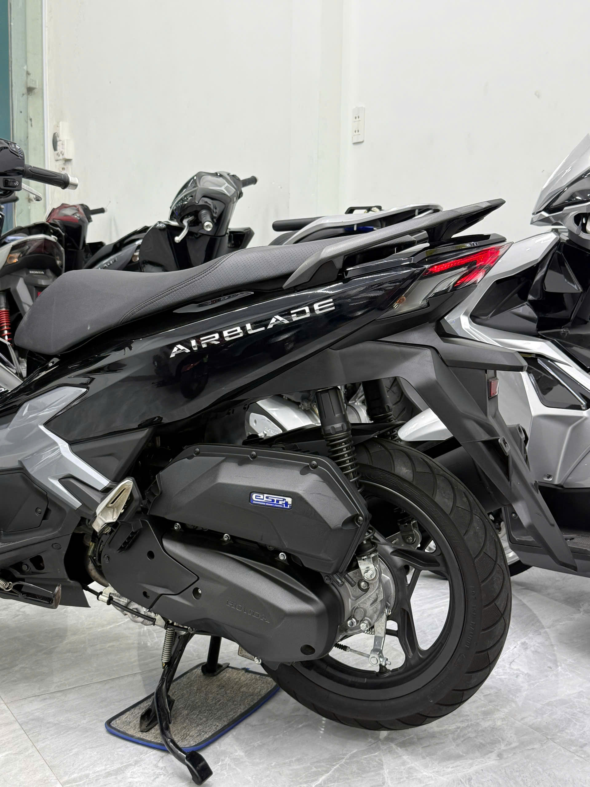 AB 160 Abs 2025 zin zin - Ảnh 2