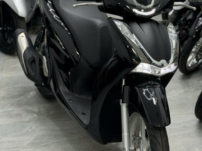 SH 150 zin zin (Hồ sơ sẵn bấm số ngay)