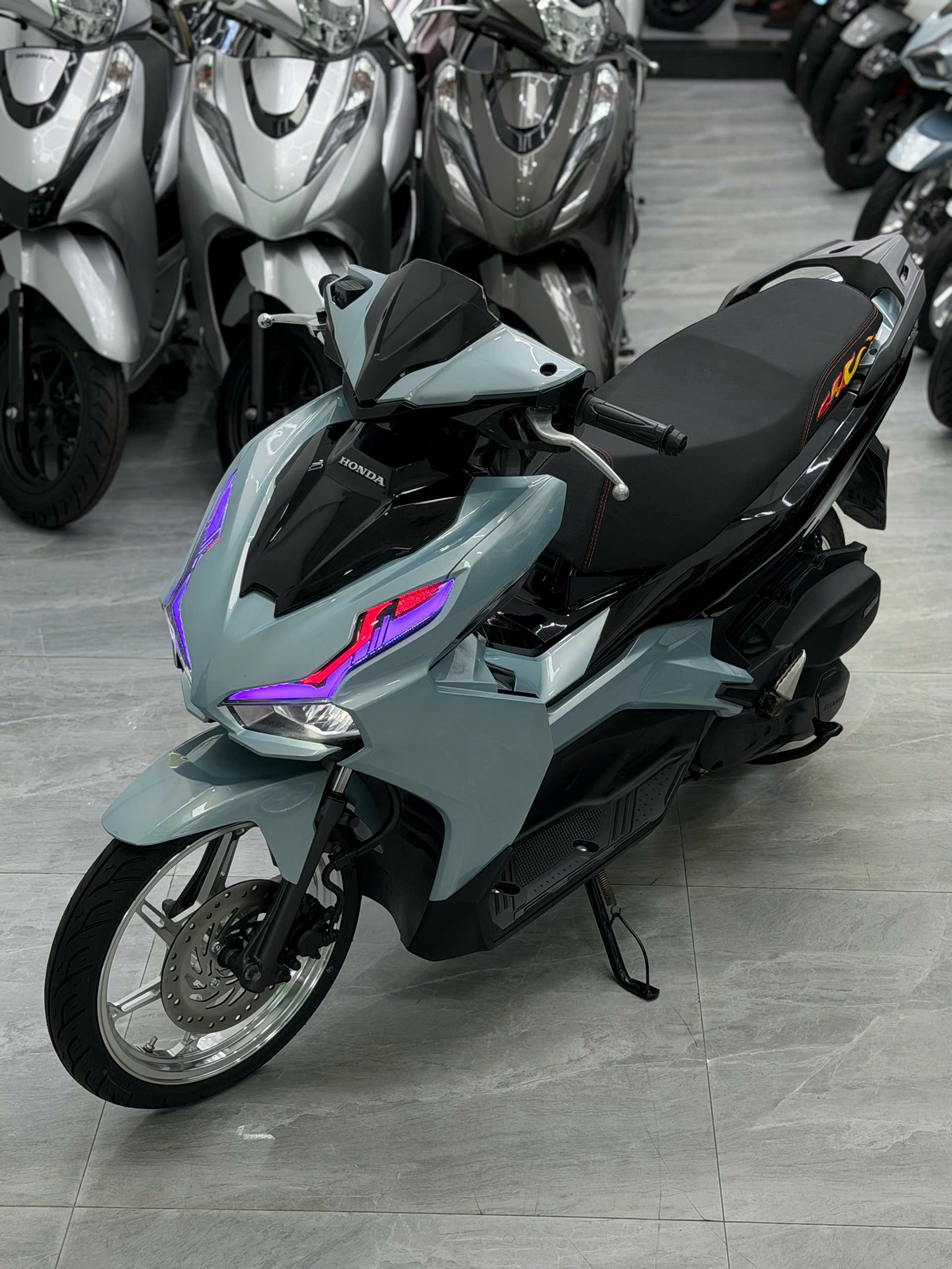 AB 125 zin kiểng (Hồ sơ cầm tay bấm số ngay) - Ảnh 4