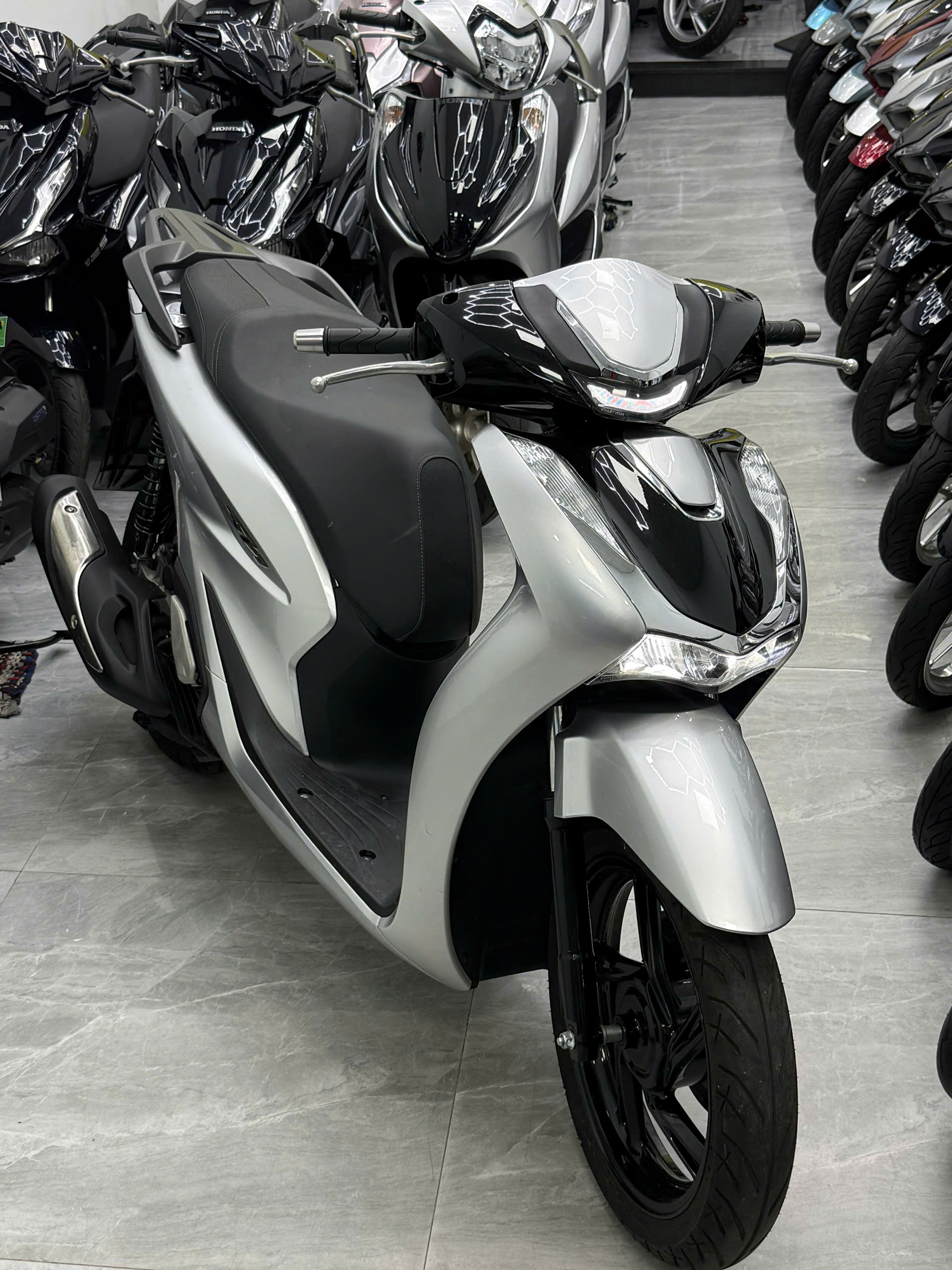 SH 150 siêu nét