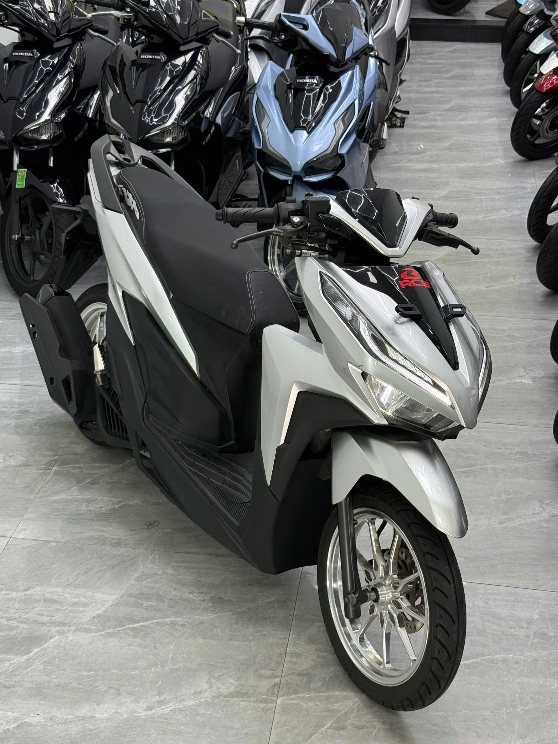 Vario 150 zin kiểng nhẹ (Hồ sơ sẵn bấm số ngay)