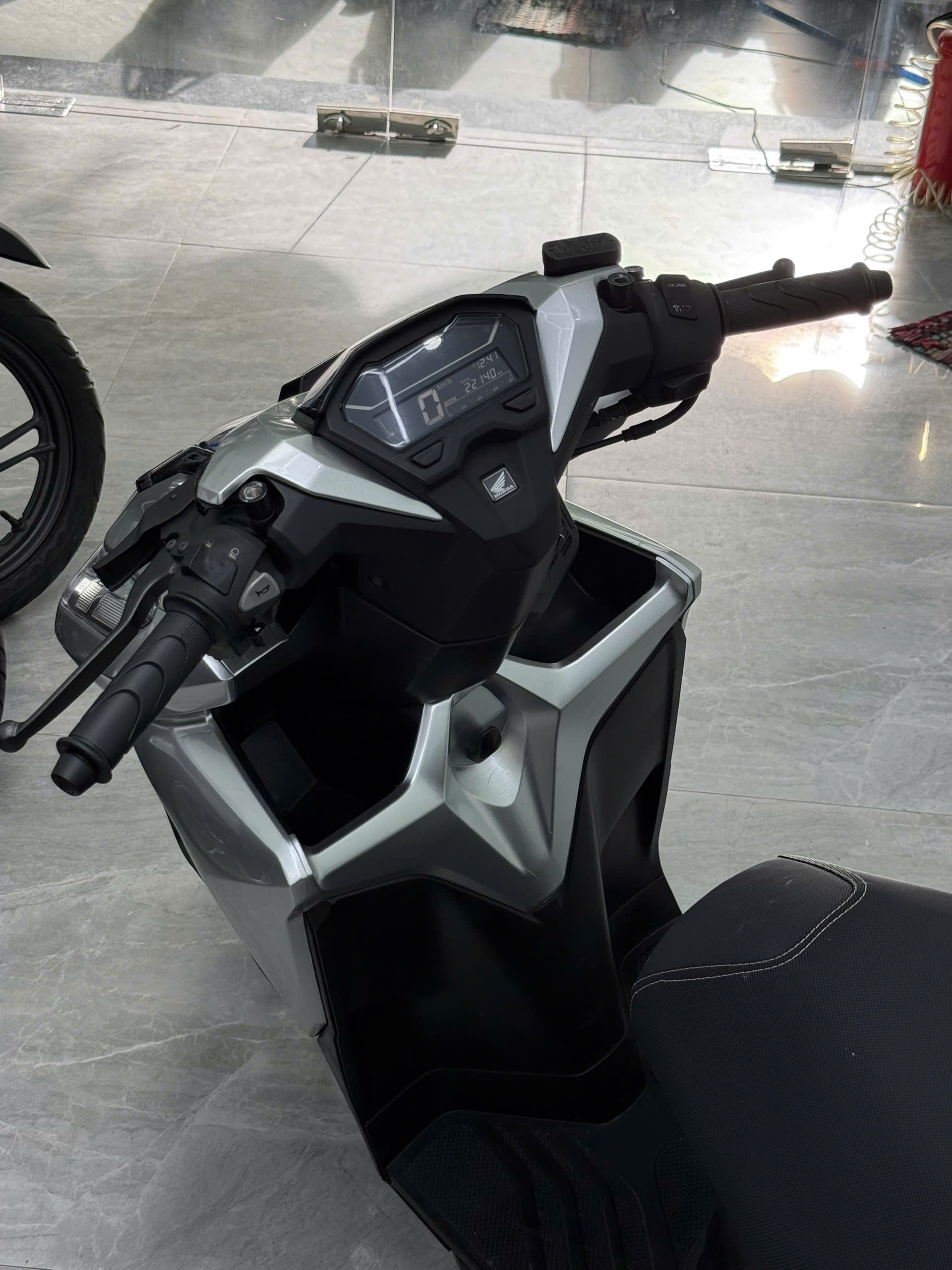 Vario 150 zin kiểng nhẹ (Hồ sơ sẵn bấm số ngay) - Ảnh 2