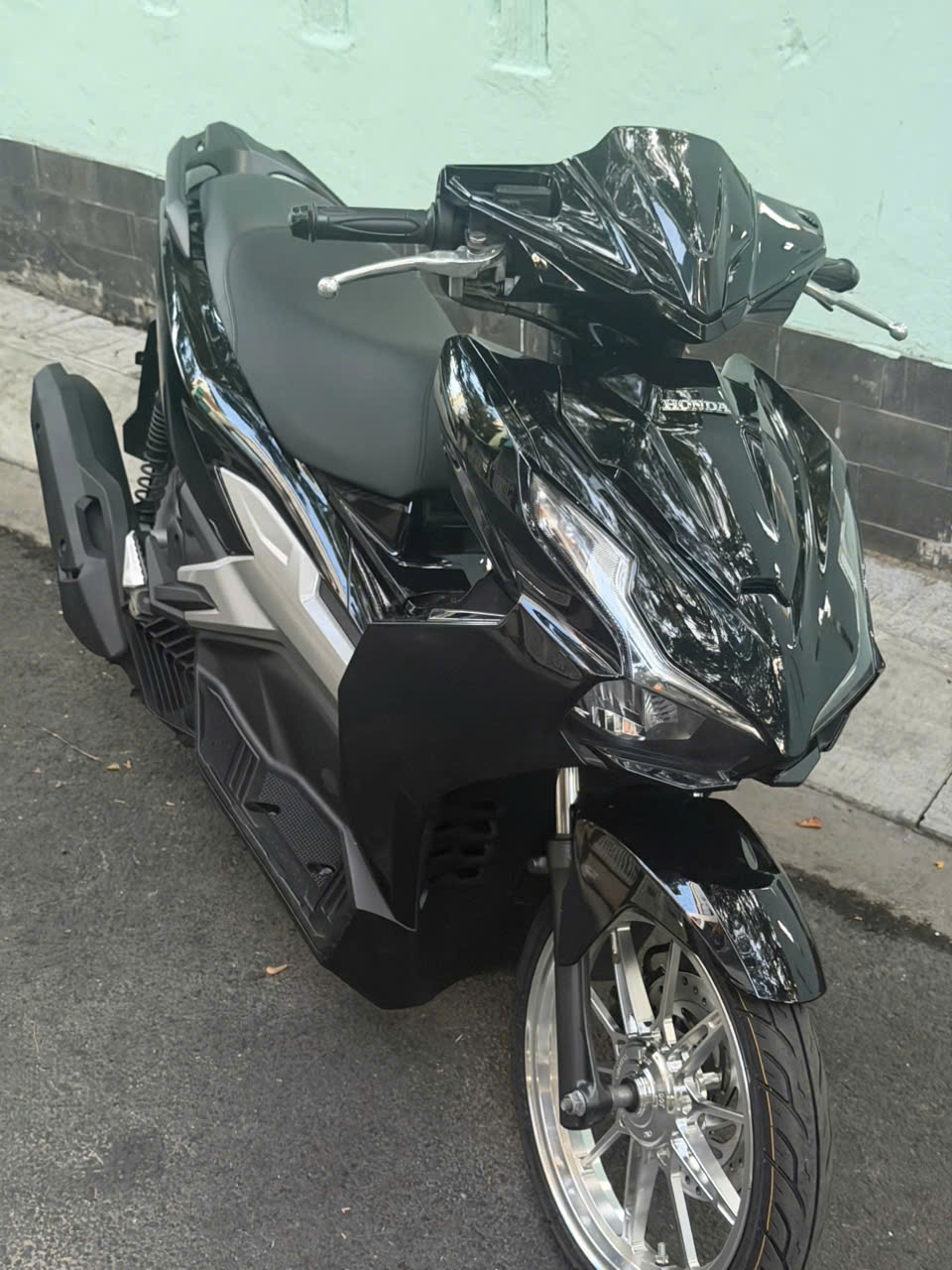AB 125 4val đen bóng zin (Hồ sơ sẵn bấm số ngay)